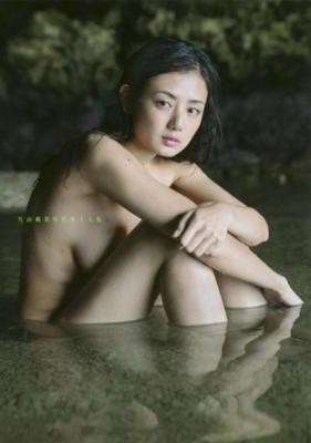 片山萌美-片山萌美-写真集-「人魚」.jpg